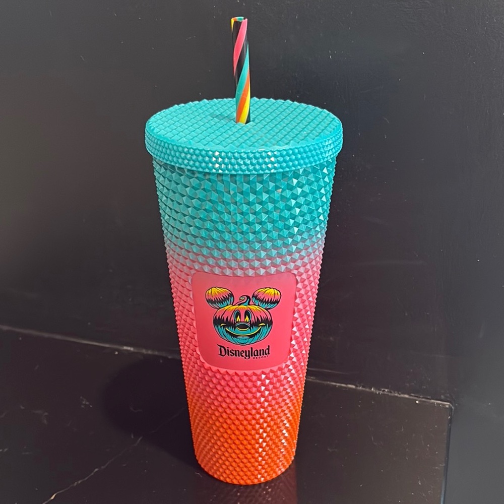 Disneyland Extremely Rare Halloween Tumbler with Straw